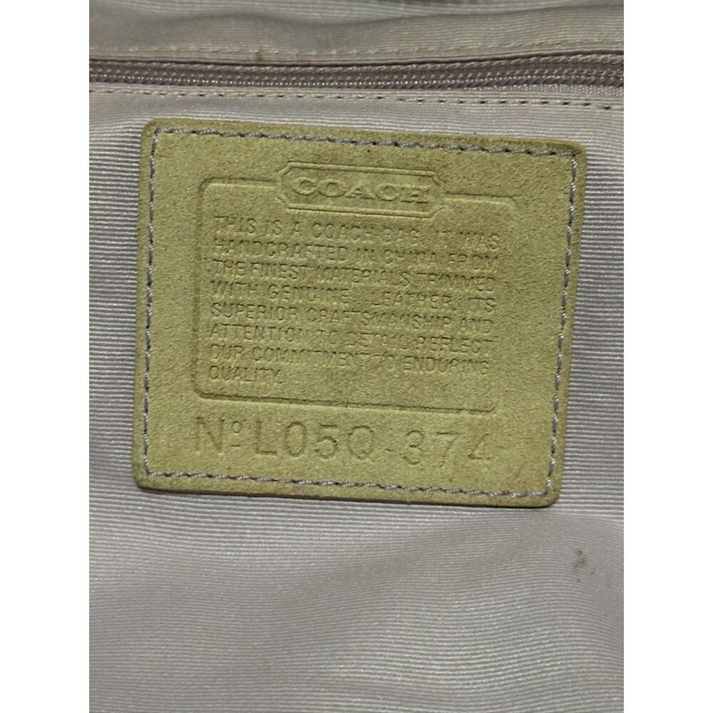 Coach Vintage Y2K Hampton Pastel Patchwork Hobo Shoulder Bag 2005 374 - Picture 4 of 10